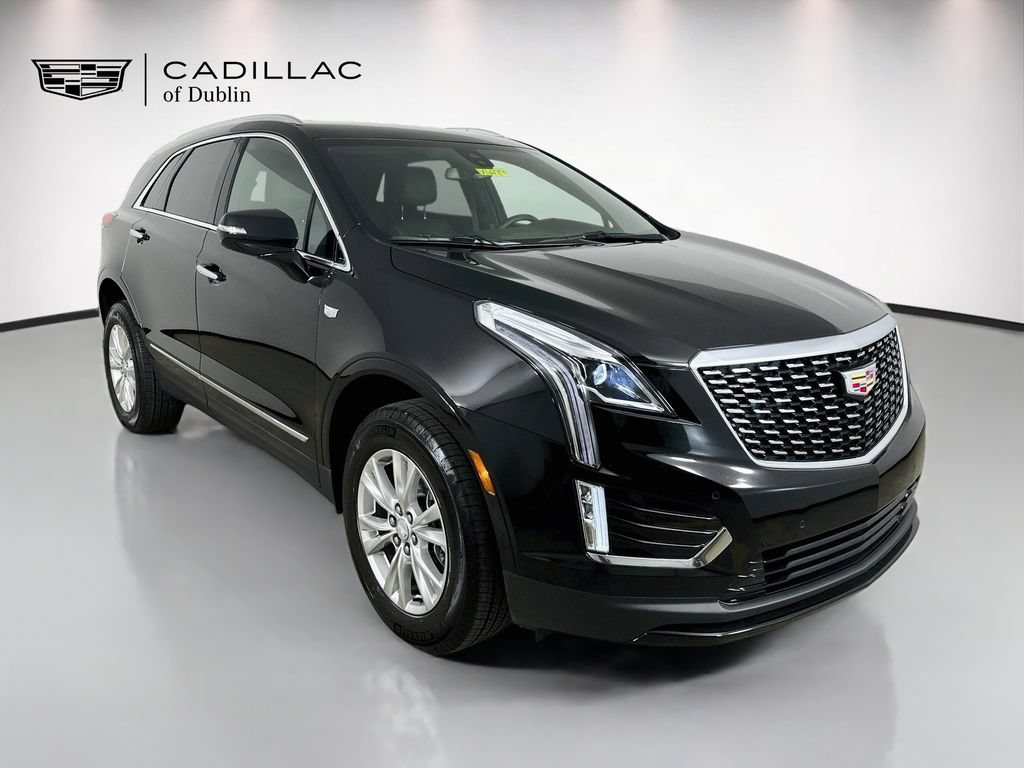 New 2026 Cadillac XT5 Luxury w/ LPO, Floor Liner Package FWD image 3