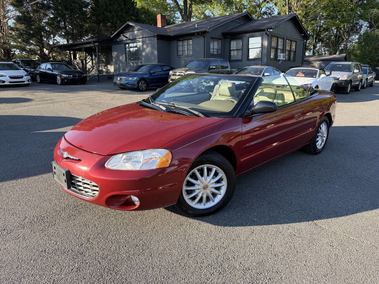Used 2003 Chrysler Sebring LXi image 1