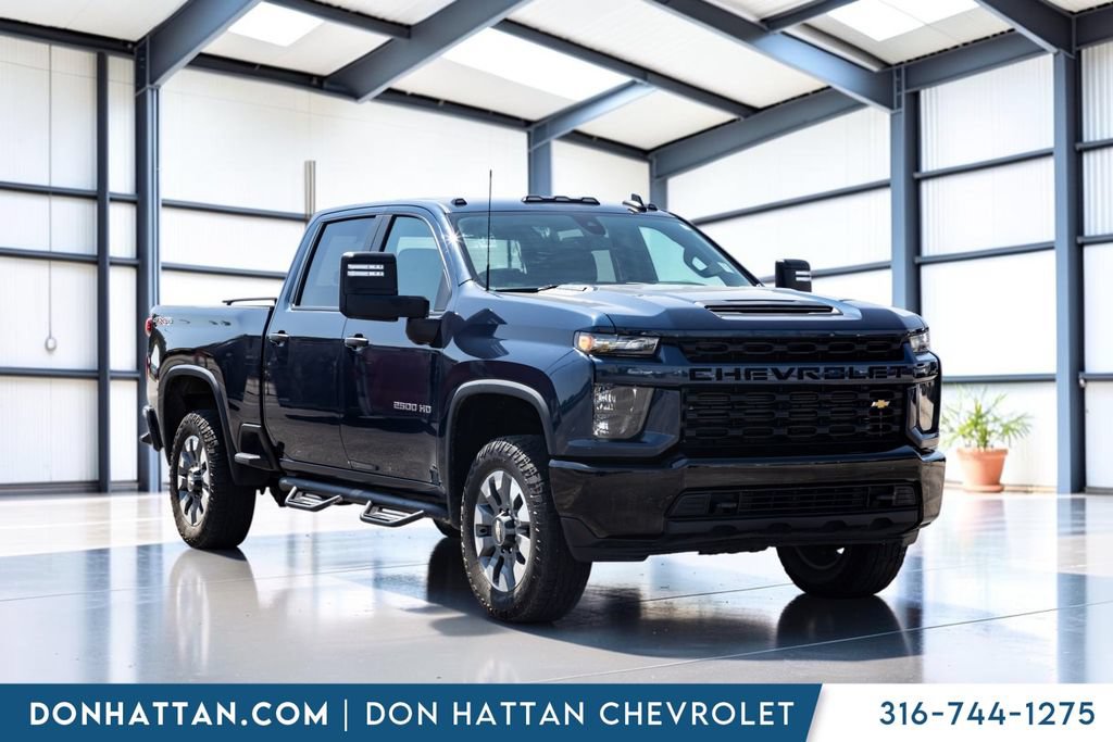Used 2022 Chevrolet Silverado 2500 Custom w/ Custom Value Package AWD/4WD image 17