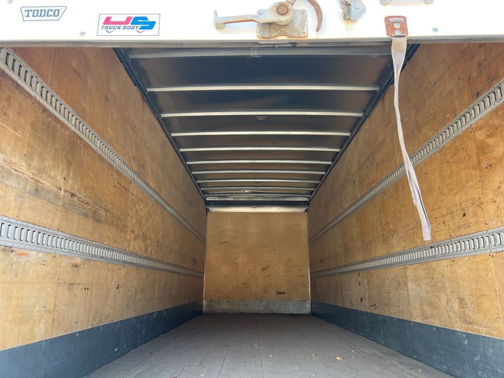 Used 2016 Ford F650 2WD Regular Cab Super Duty image 20