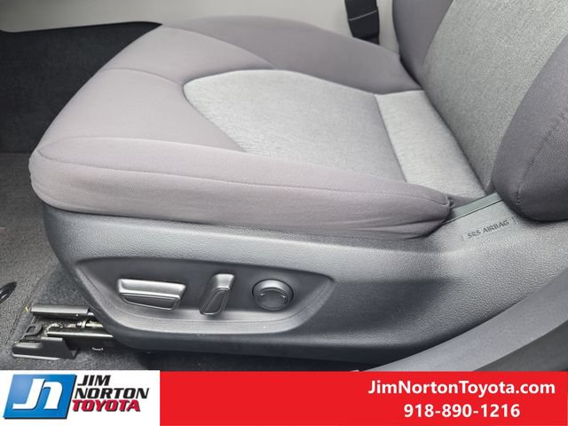 Used 2024 Toyota Camry LE w/ Convenience Package FWD image 26