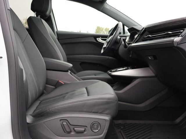Certified 2023 Audi Q4 e-tron Premium Plus w/ Premium Plus RWD image 25