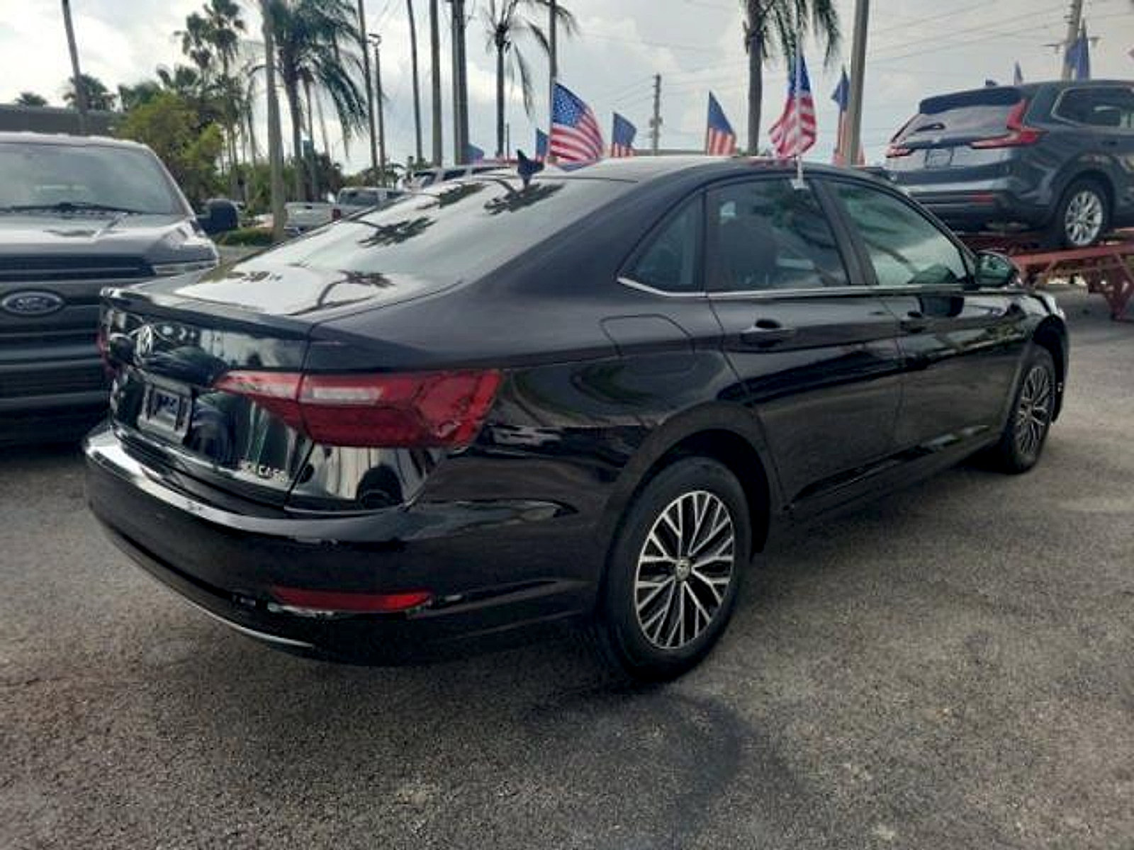 Used 2020 Volkswagen Jetta SE w/ SE Cold Weather Package FWD image 7