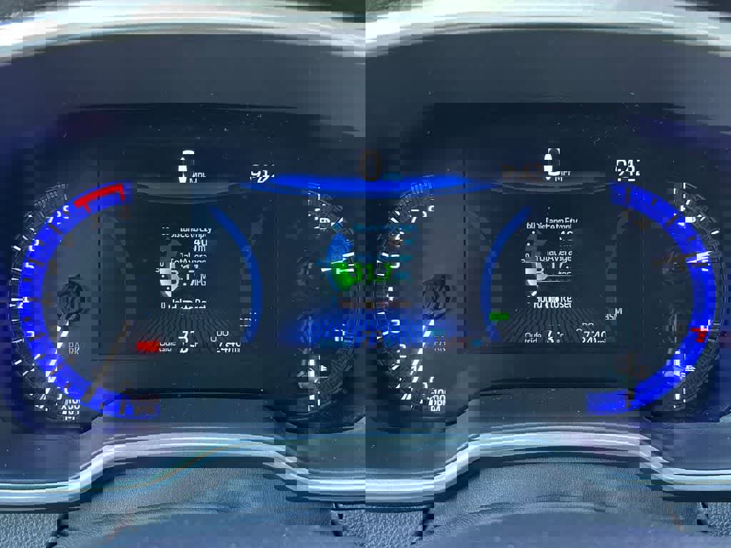 Used 2021 Toyota Corolla XSE image 18