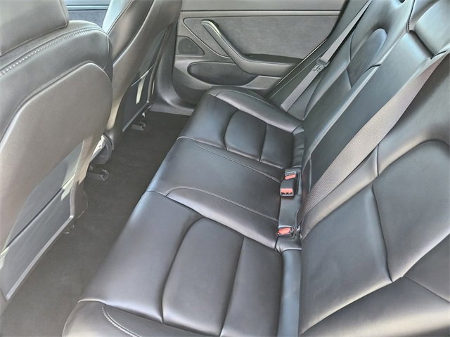 Used 2020 Tesla Model 3 Standard Range Plus image 27