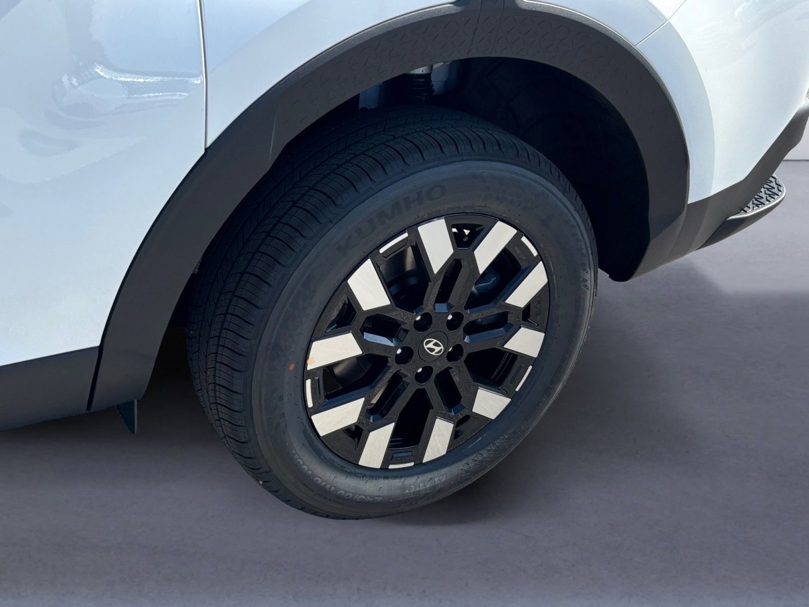 New 2026 Hyundai Santa Cruz SEL FWD image 9
