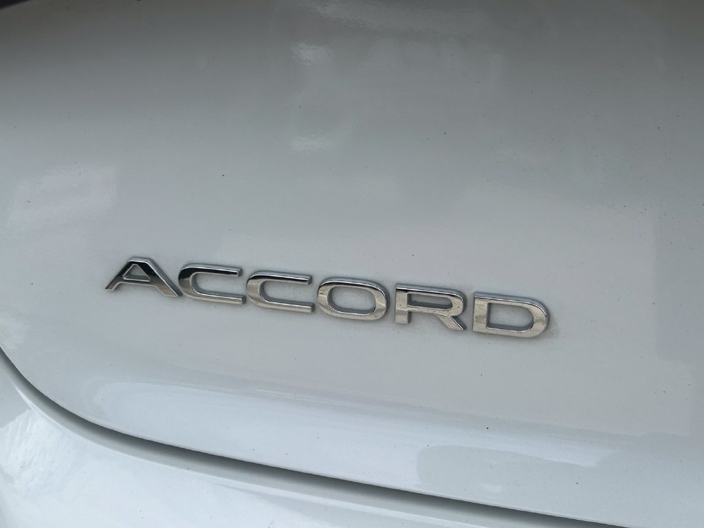 Used 2025 Honda Accord SE image 13