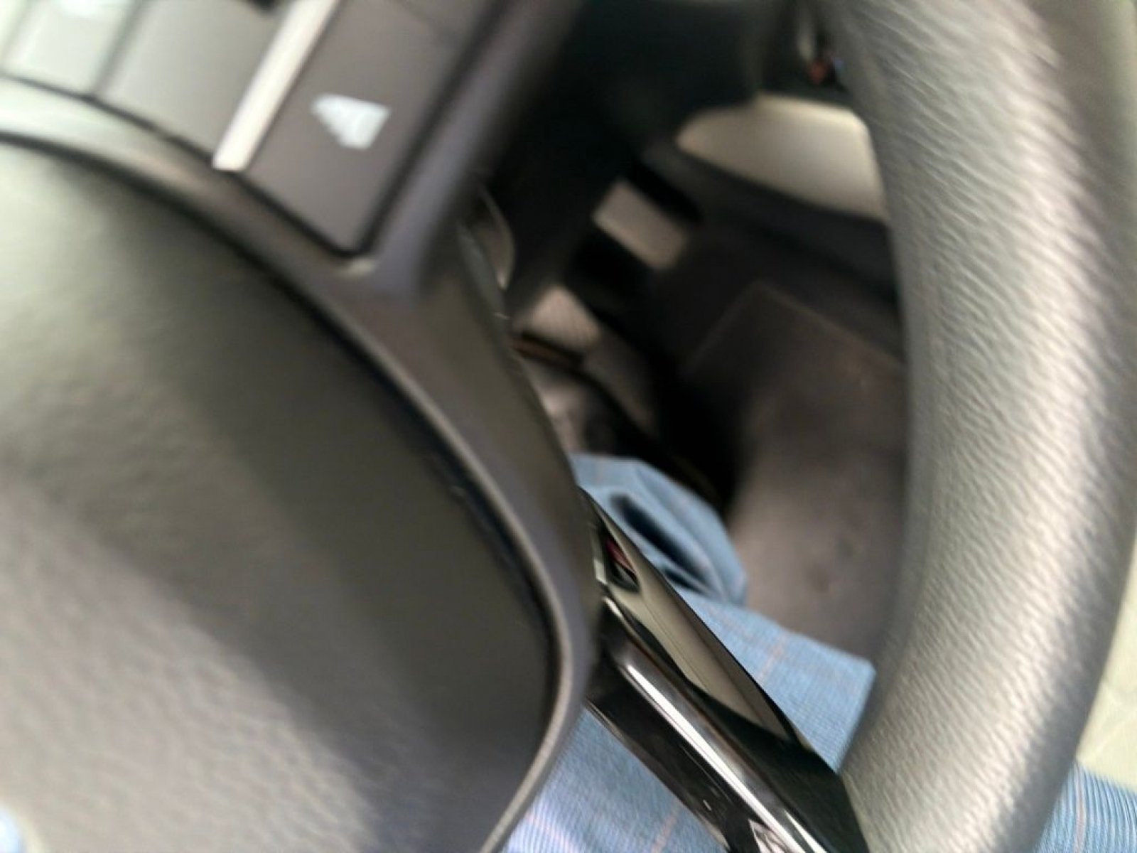 Used 2024 Honda HR-V LX image 20