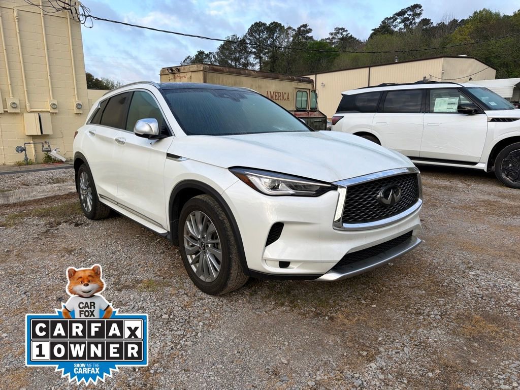 Certified 2023 INFINITI QX50 Luxe w/ Accent Package image 1