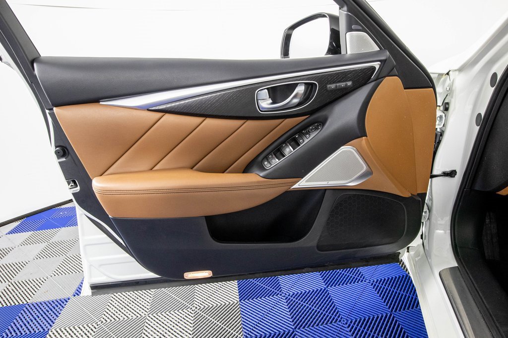 Used 2024 INFINITI Q50 Sensory image 9