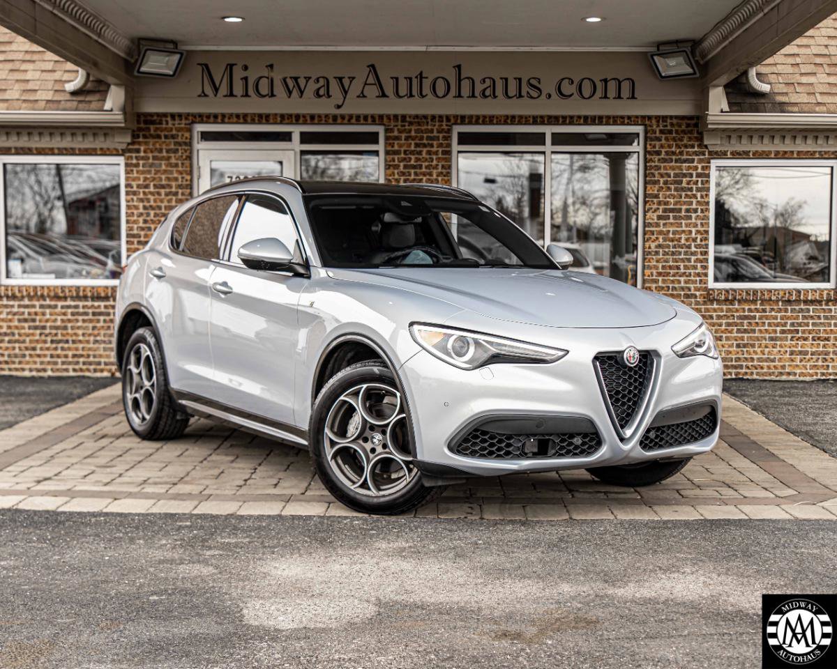 Used 2022 Alfa Romeo Stelvio Ti AWD/4WD image 2