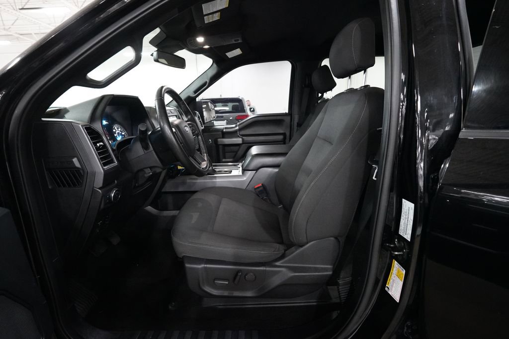 Used 2019 Ford F150 XLT w/ Equipment Group 302A Luxury AWD/4WD image 7
