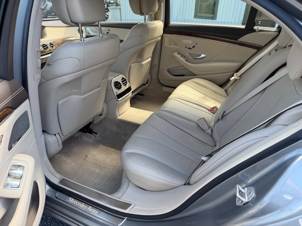 Used 2014 Mercedes-Benz S 550 Sedan image 14