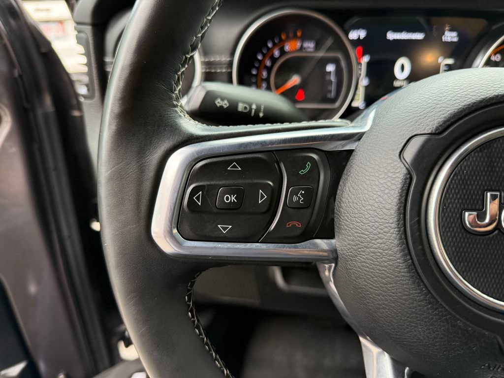Used 2020 Jeep Wrangler Unlimited Sahara AWD/4WD image 16