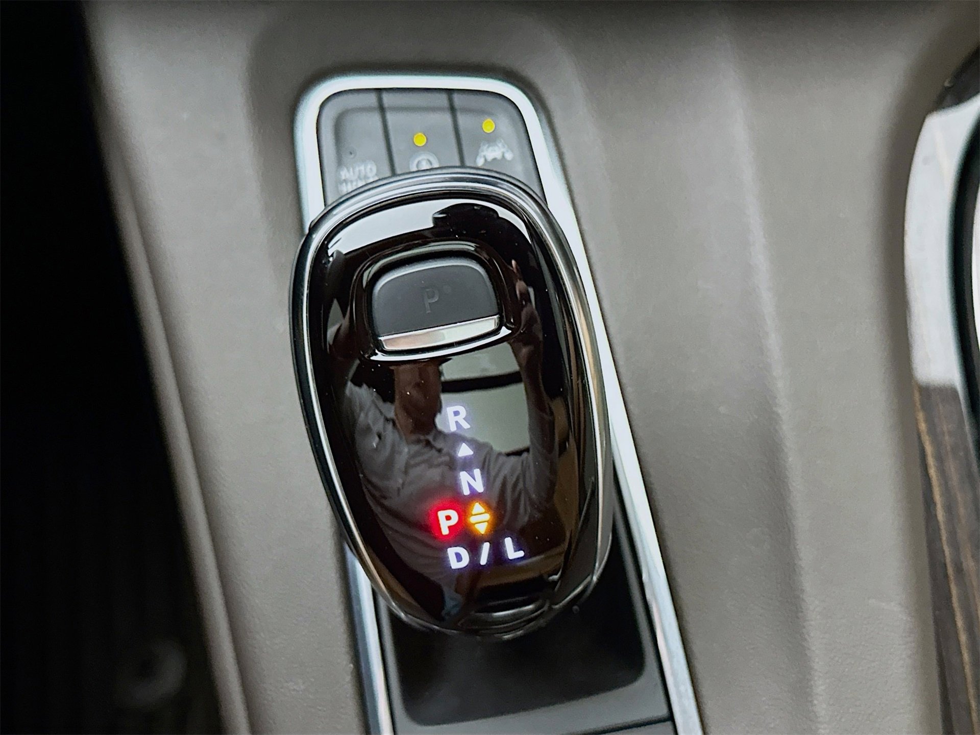 Used 2024 Cadillac Escalade Sport w/ Touring Package image 18