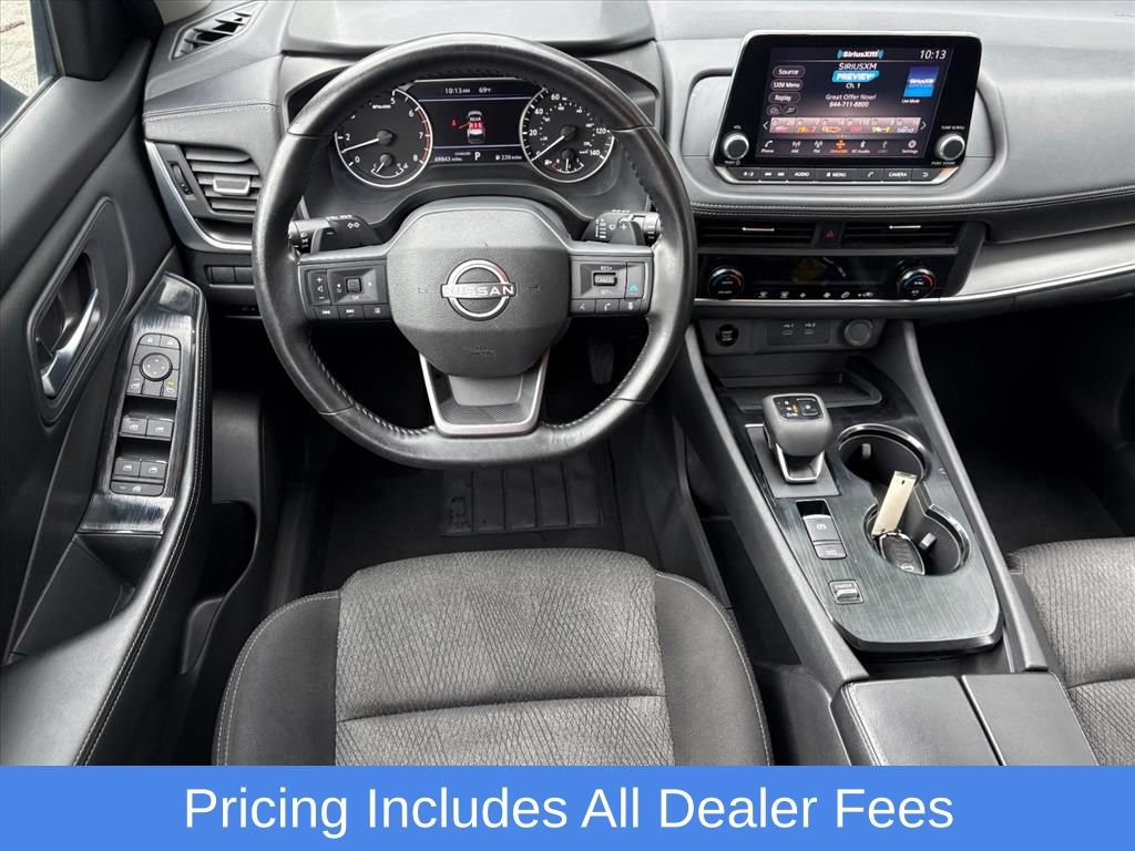 Certified 2025 Nissan Rogue SV FWD image 22