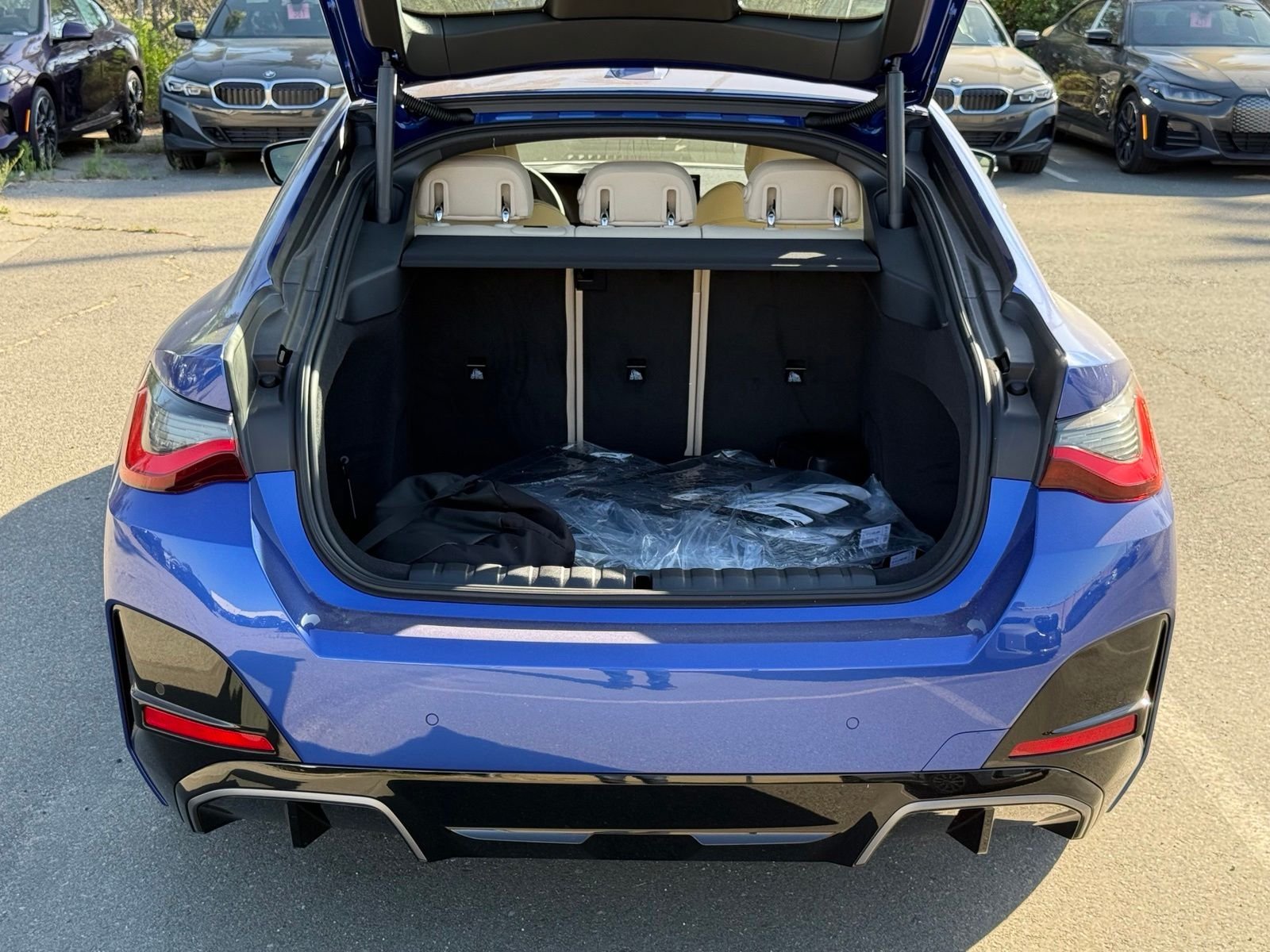 New 2026 BMW i4 eDrive40 RWD image 15