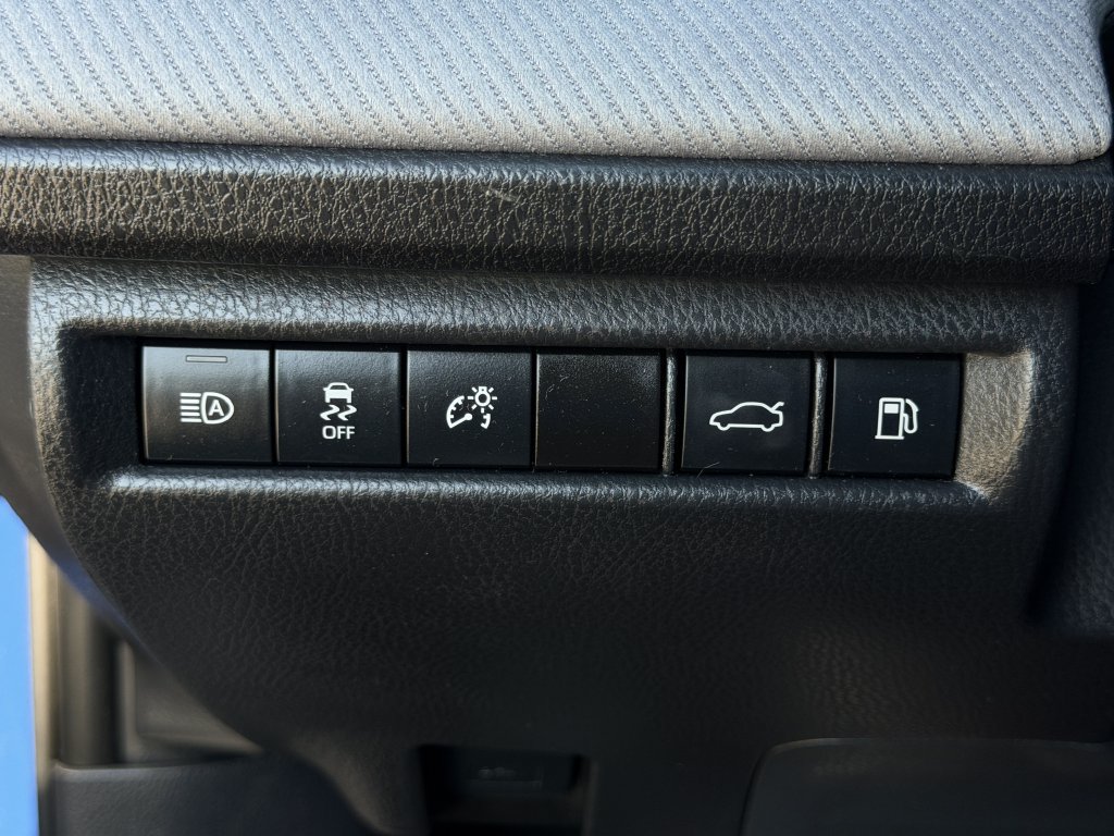 Used 2025 Toyota Camry SE FWD image 23