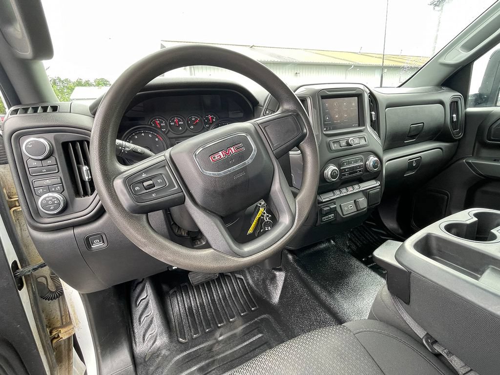 Used 2023 GMC Sierra 3500 Pro w/ Convenience Package AWD/4WD image 19