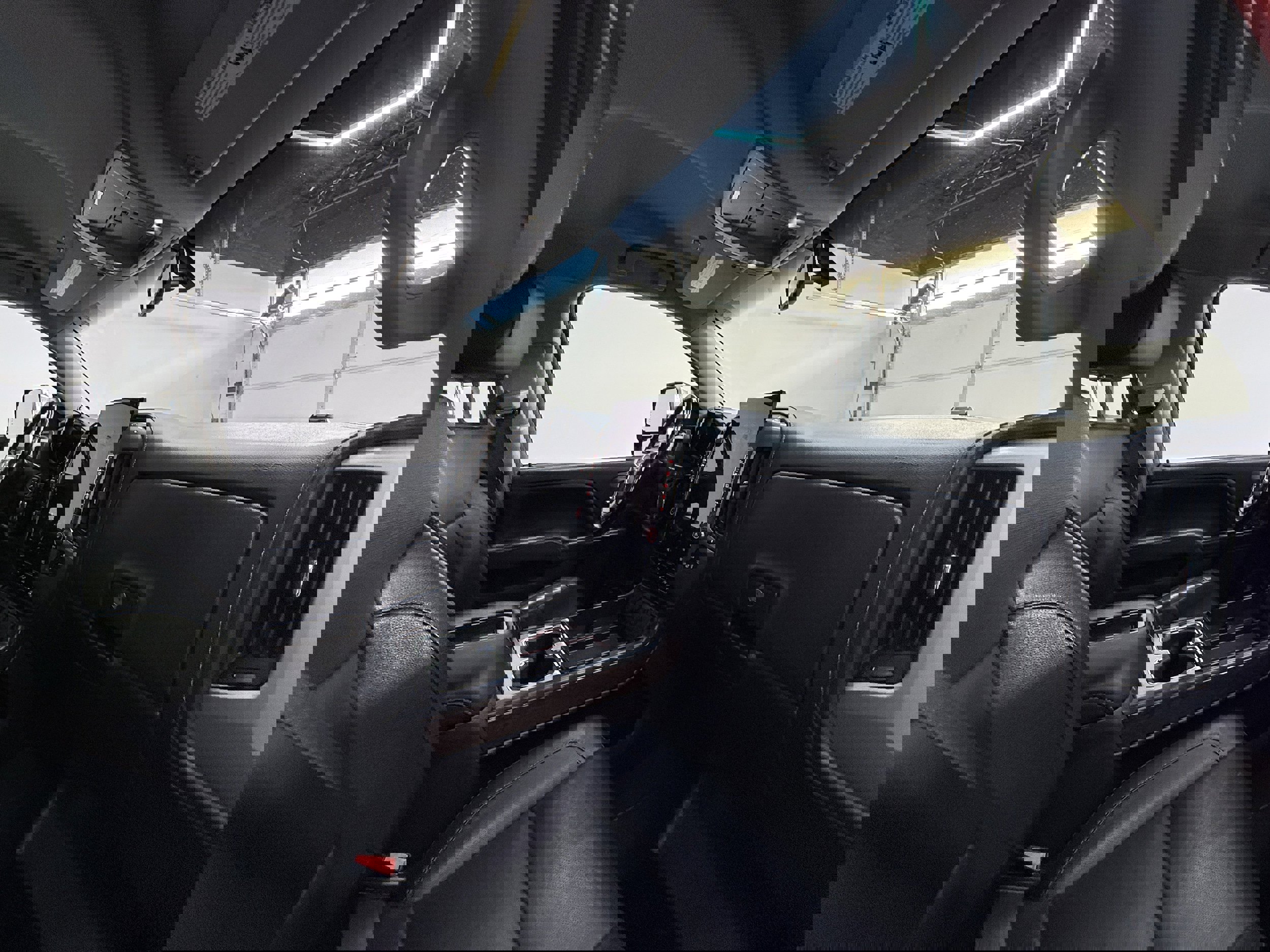 Used 2015 GMC Sierra 1500 SLT image 25