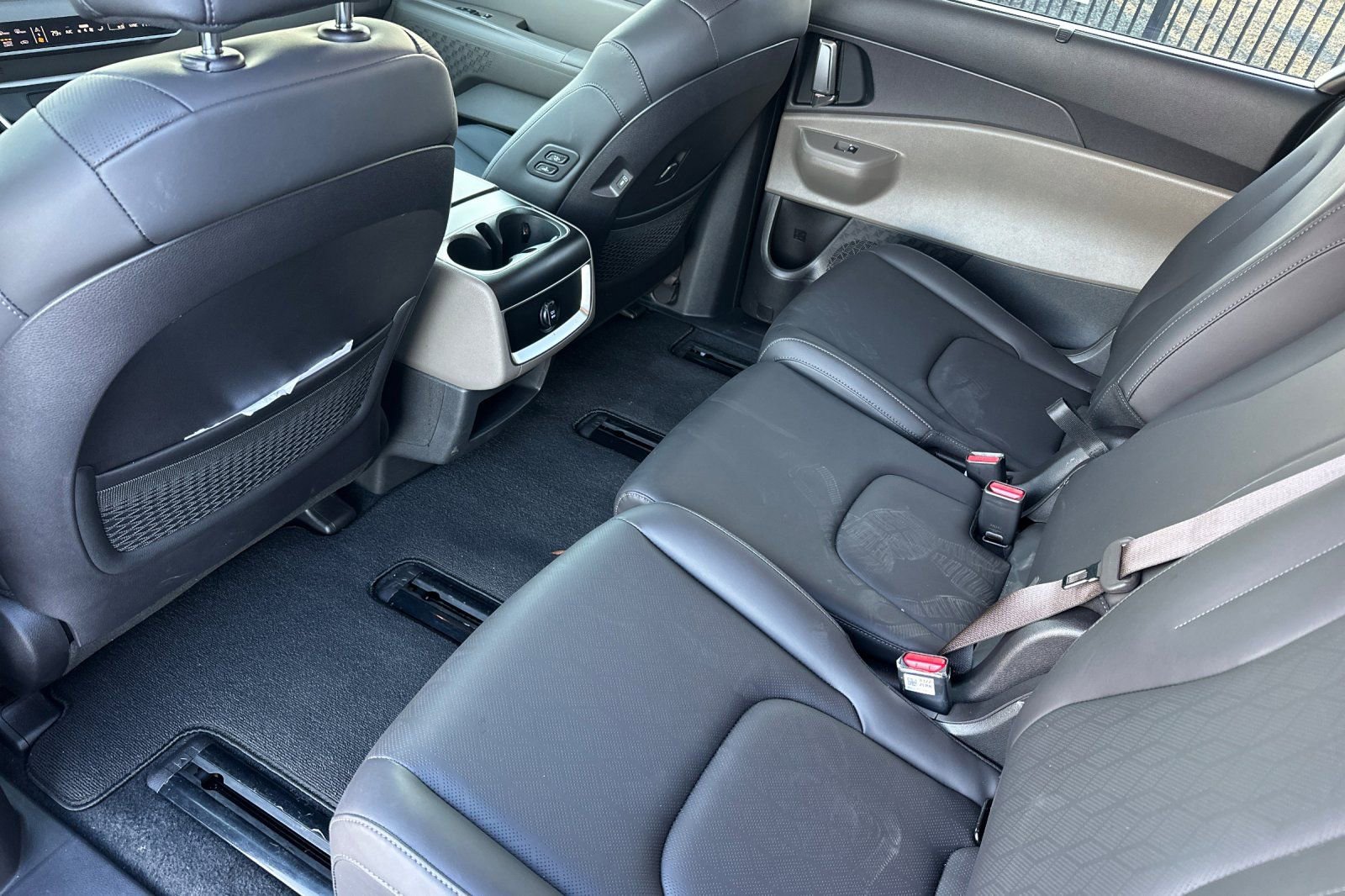 Certified 2026 Kia Carnival EX image 15