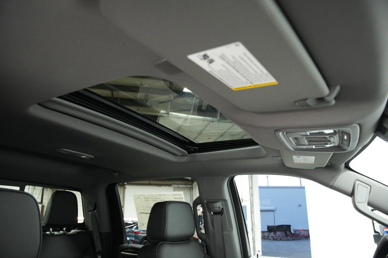 New 2025 GMC Sierra 2500 Denali w/ Denali Reserve Package image 20