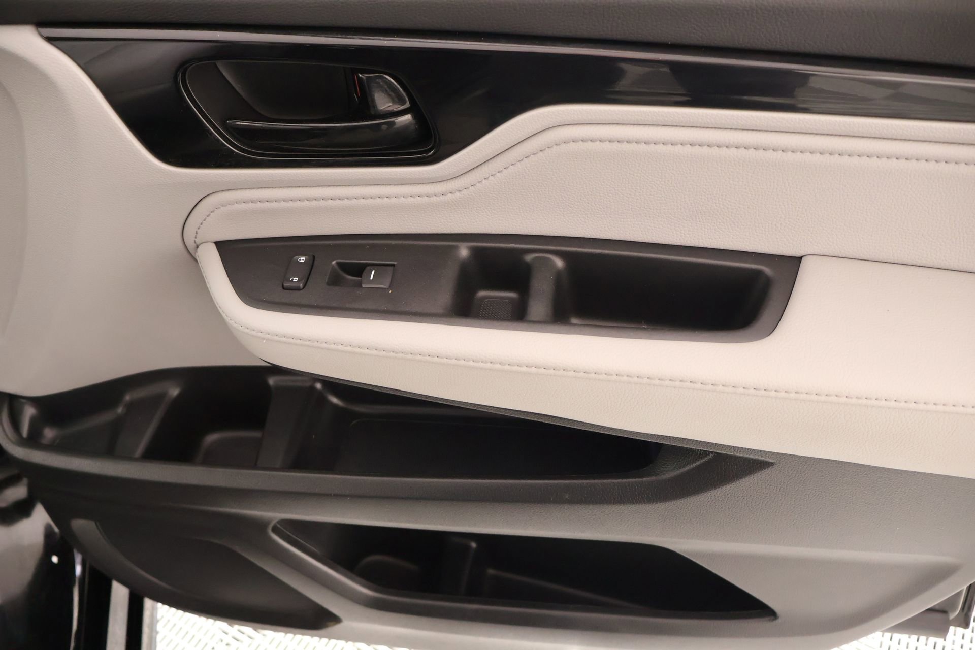 Used 2020 Honda Odyssey Elite image 19