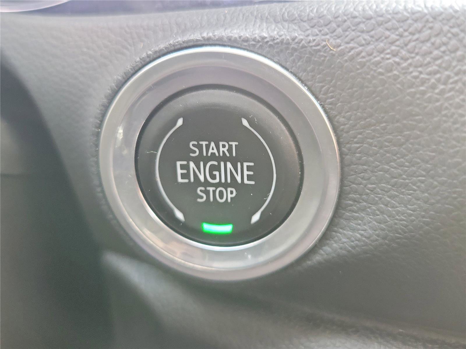 Used 2021 Buick Encore GX Select image 31