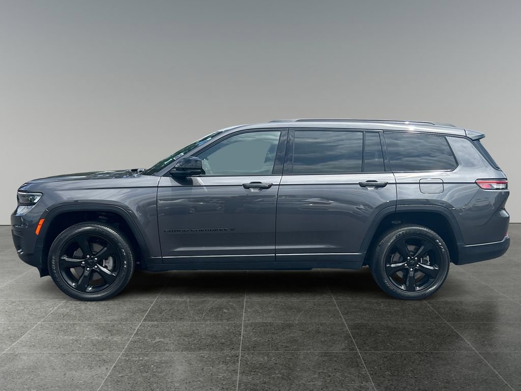 Used 2022 Jeep Grand Cherokee L Altitude image 4