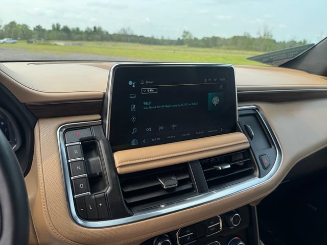 Used 2024 Chevrolet Tahoe Premier AWD/4WD image 21