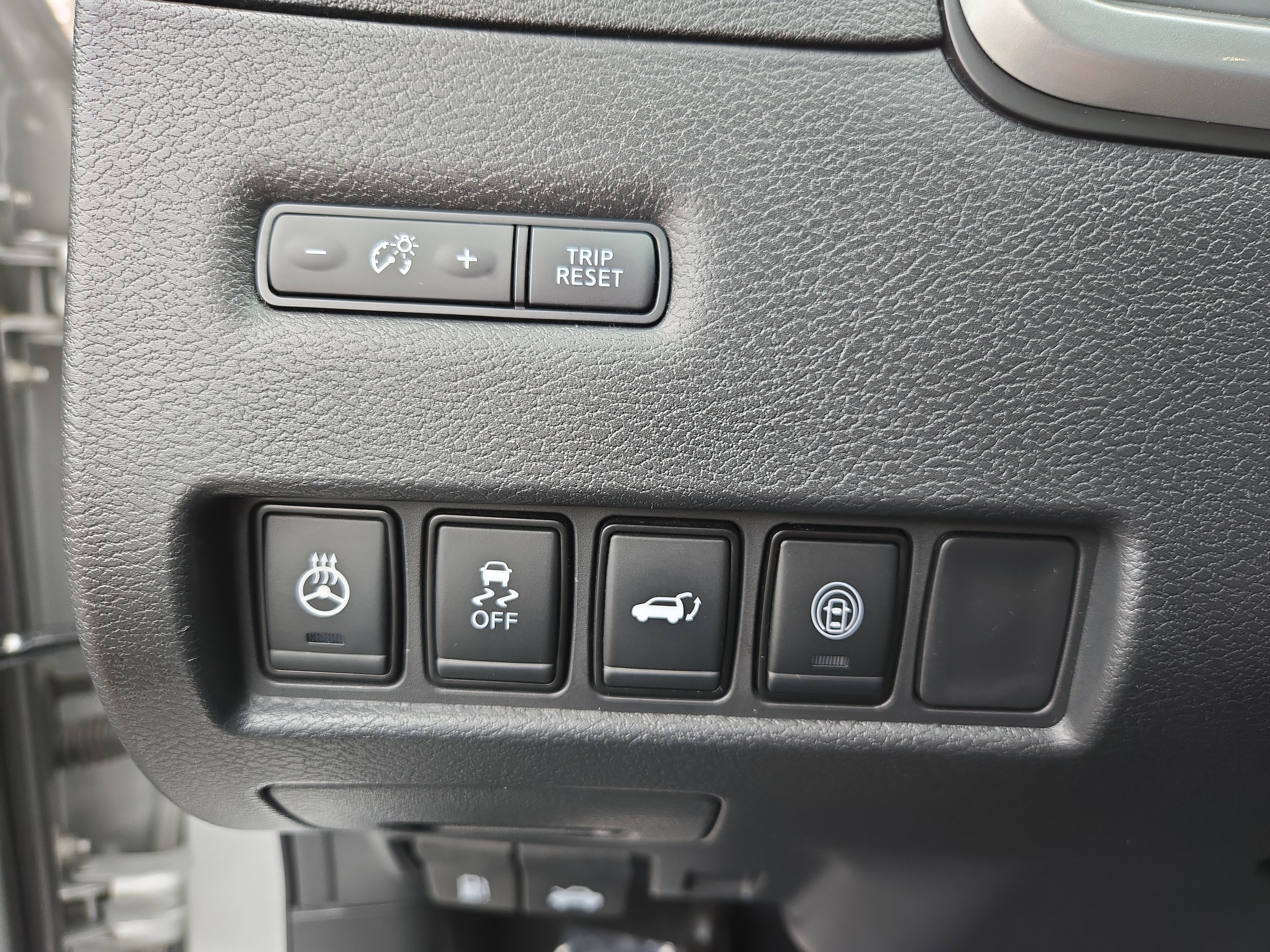 Used 2023 Nissan Murano SL w/ Cargo Package image 15