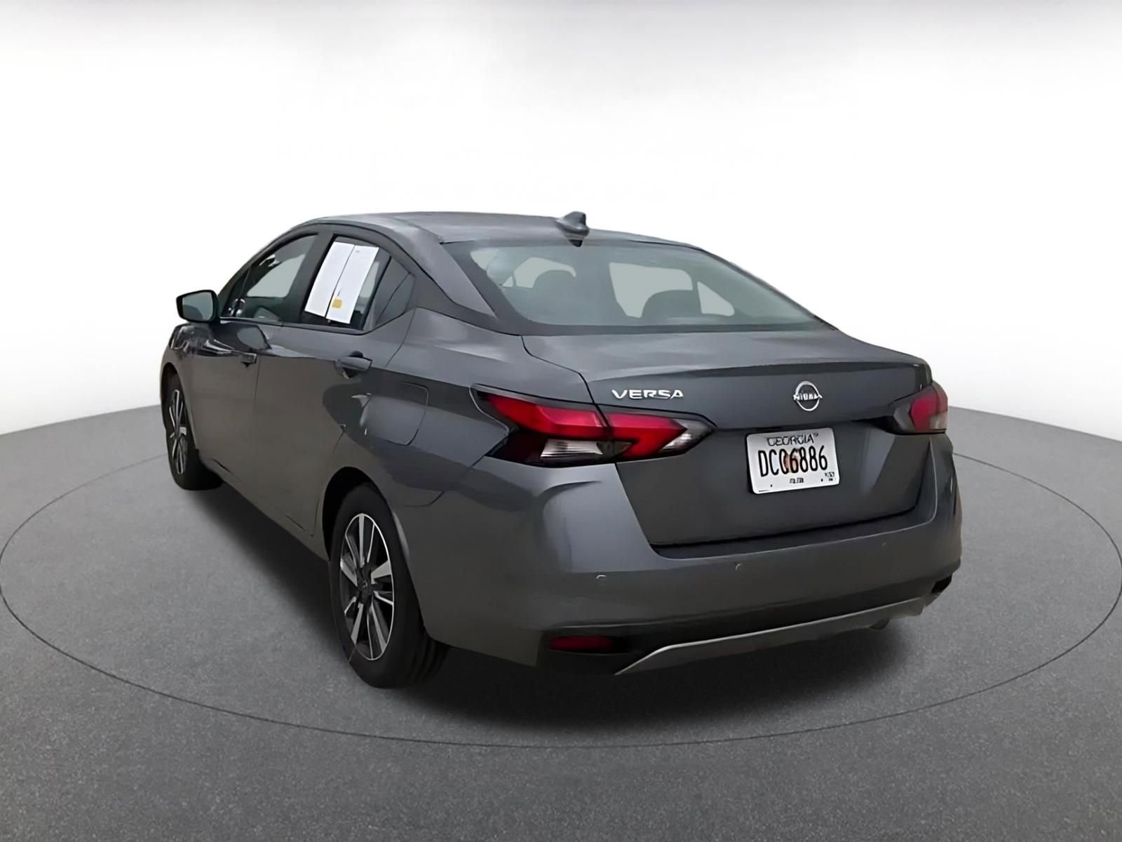 Used 2025 Nissan Versa SV FWD image 11