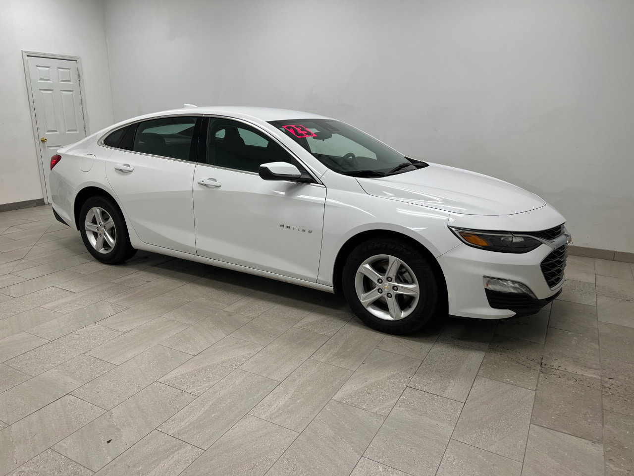 Used 2023 Chevrolet Malibu LT w/ Driver Confidence Package image 9