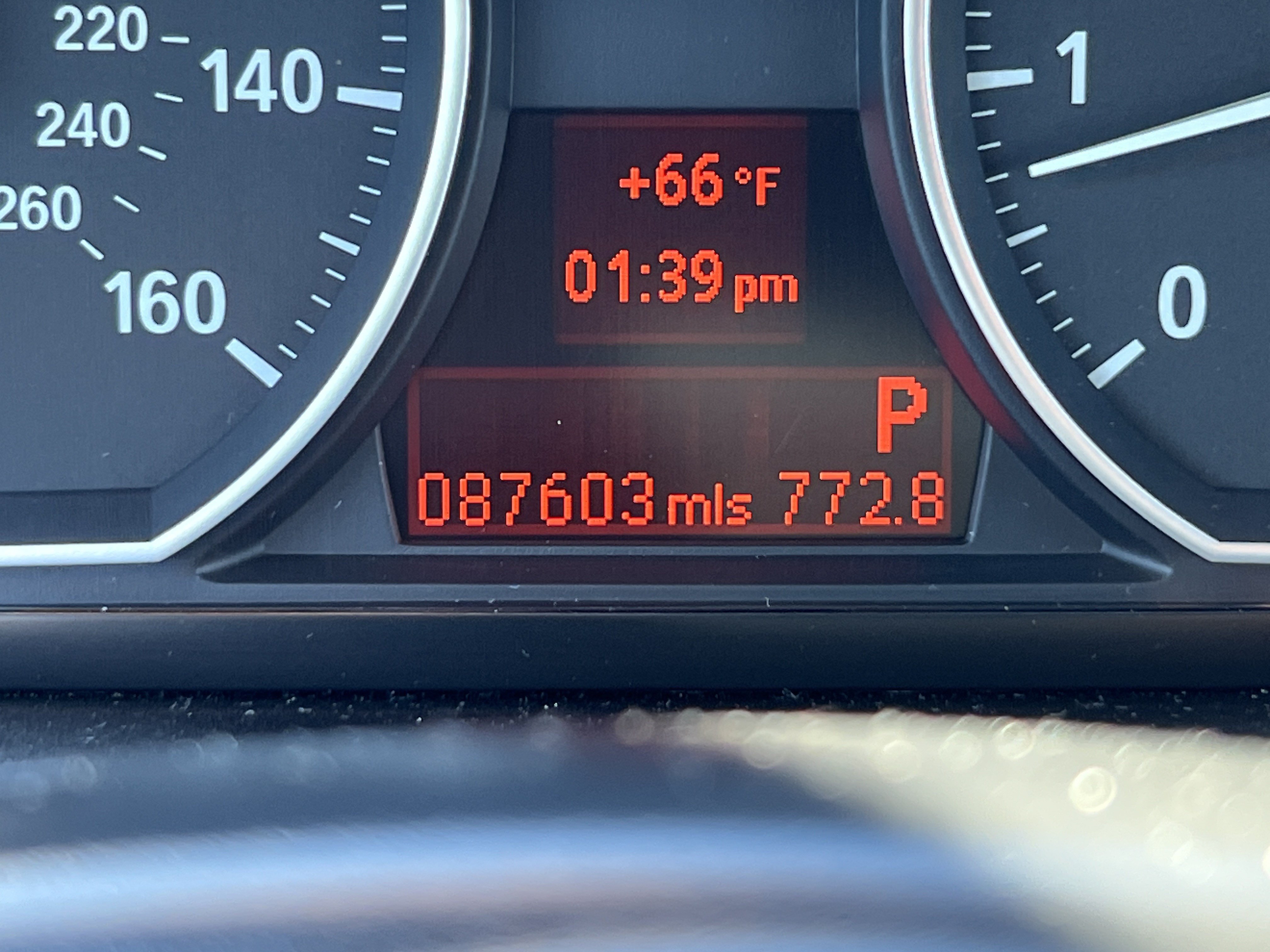 Used 2011 BMW 128i Convertible RWD image 22