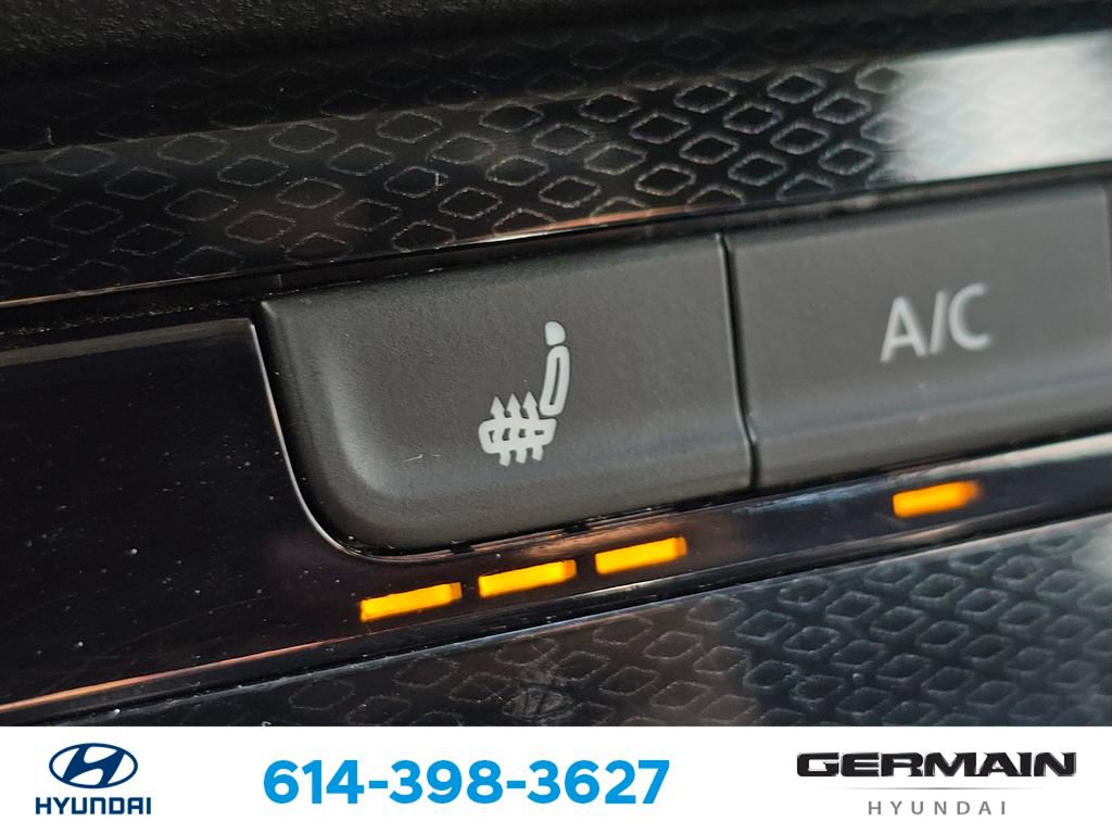 Used 2025 Volkswagen Taos S AWD/4WD image 30