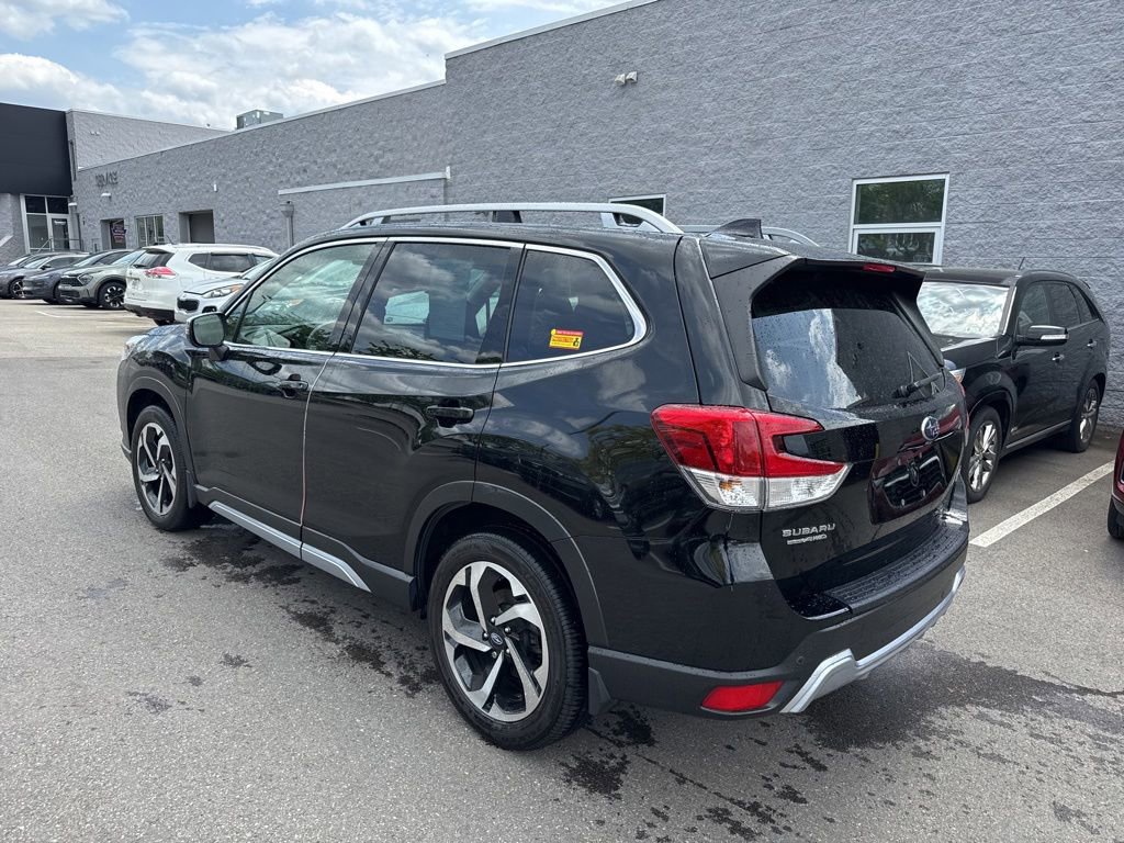 Used 2024 Subaru Forester Touring AWD/4WD image 6