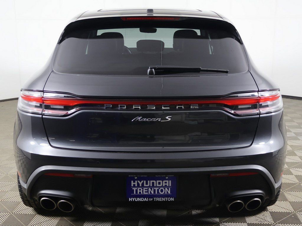 Used 2023 Porsche Macan S image 15