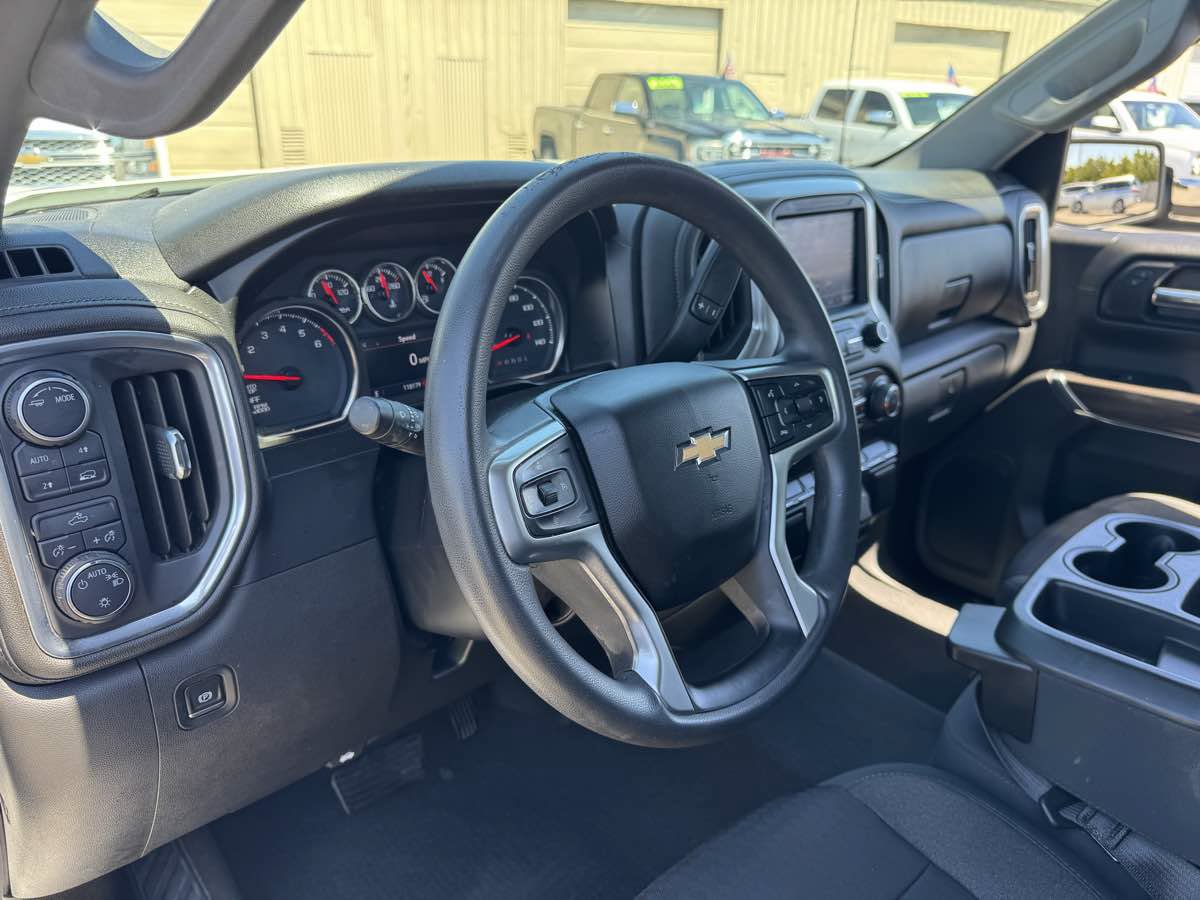 Used 2020 Chevrolet Silverado 1500 LT w/ Bed Protection Package AWD/4WD image 24