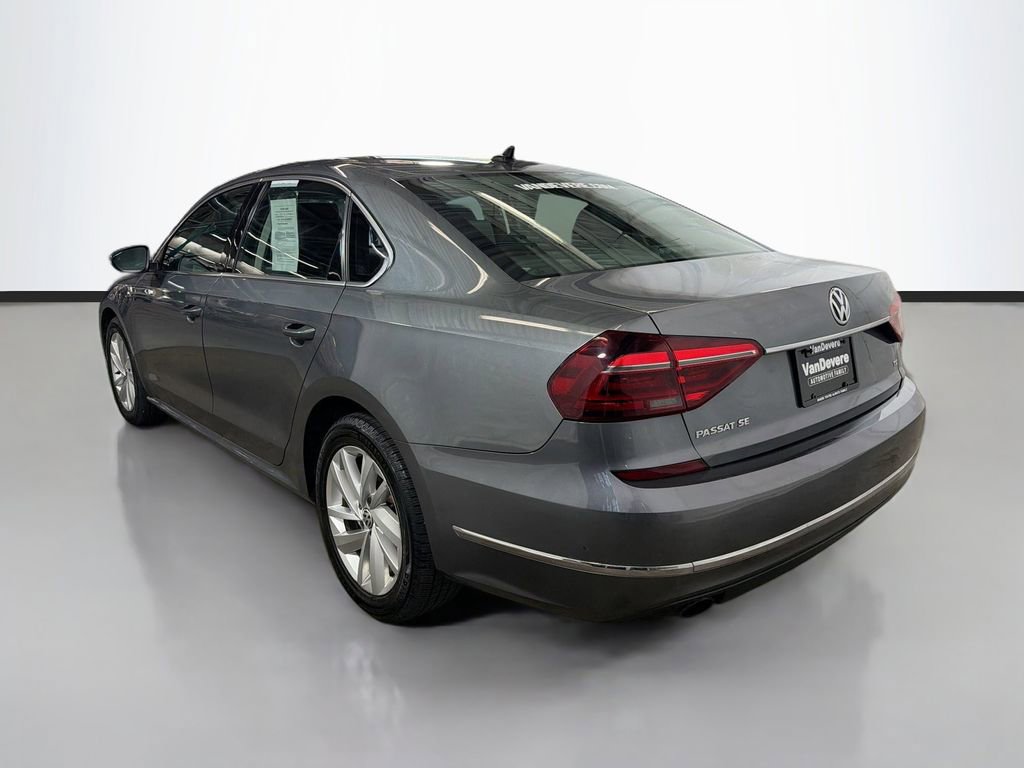 Used 2018 Volkswagen Passat 2.0T SE FWD image 8