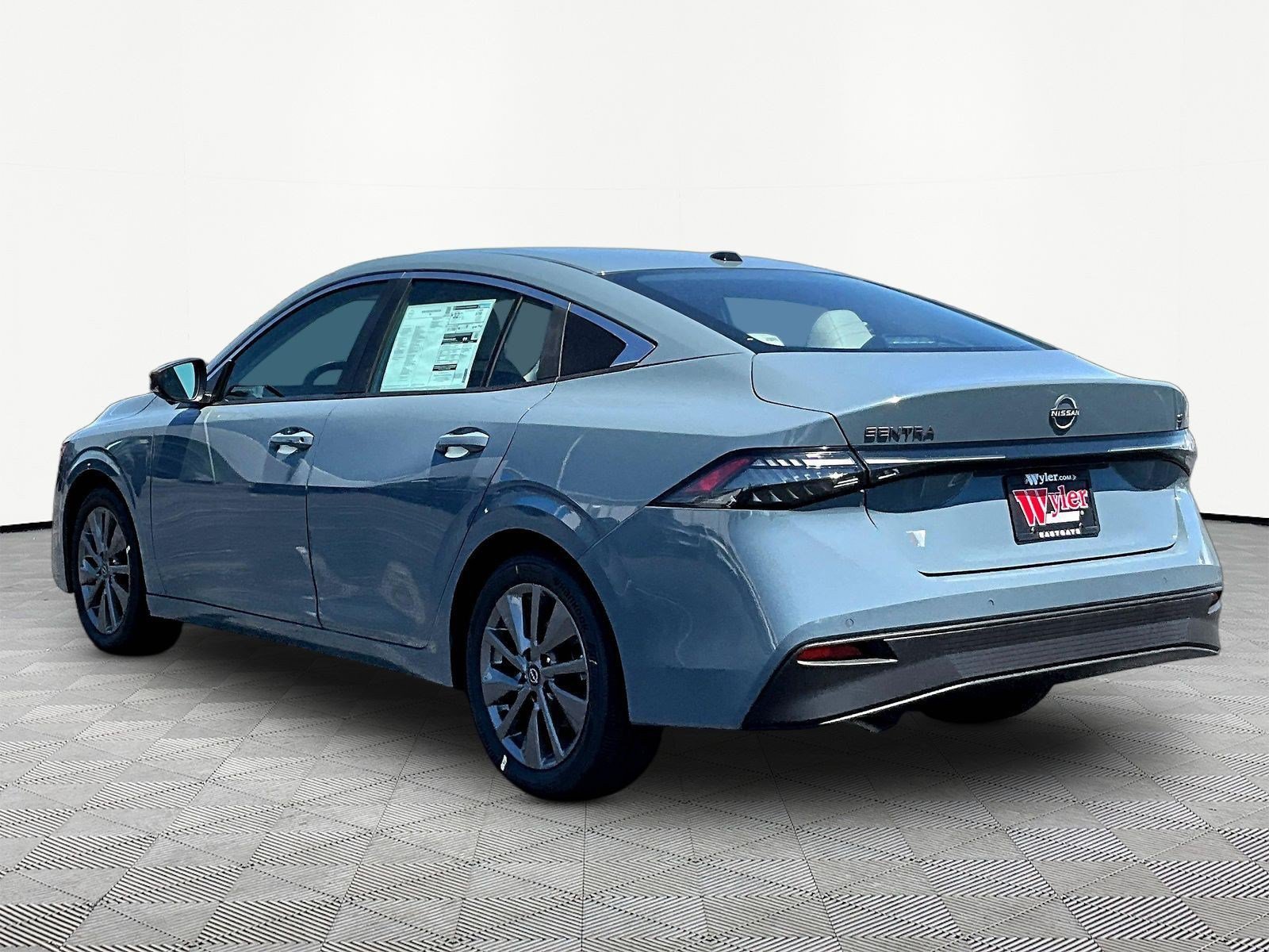 New 2026 Nissan Sentra SL w/ Floor Mat Package FWD image 4
