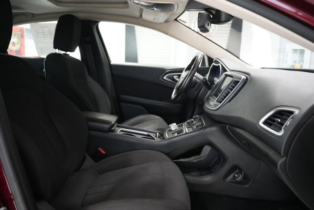 Used 2015 Chrysler 200 Limited w/ Comfort Group FWD image 19