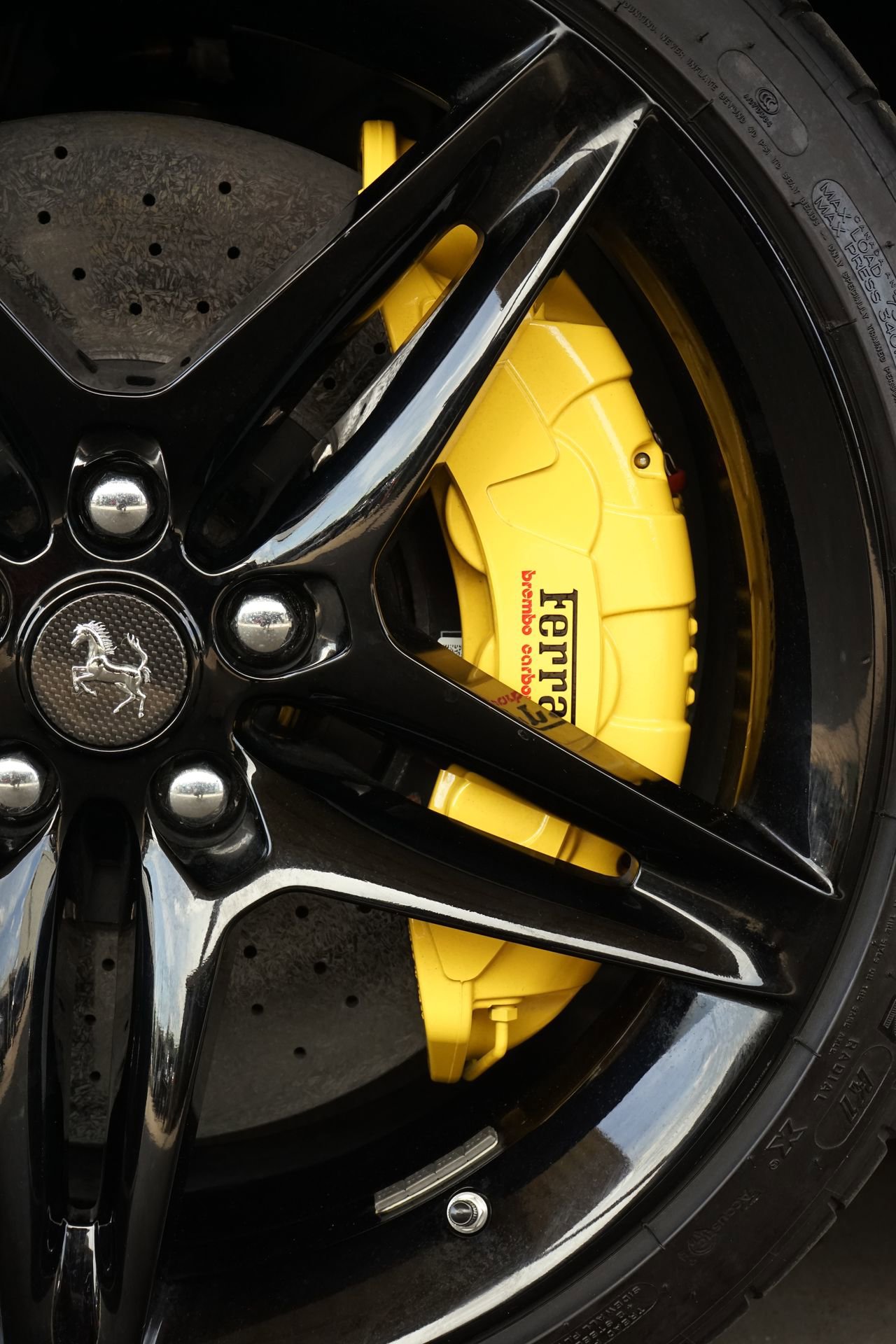 Used 2022 Ferrari SF90 Stradale image 34