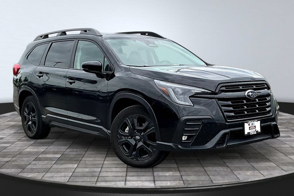 Used 2024 Subaru Ascent Onyx Edition Limited AWD/4WD image 3