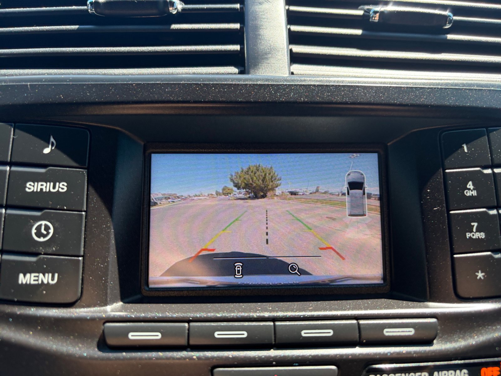 Used 2017 Ford Explorer XLT AWD/4WD image 24