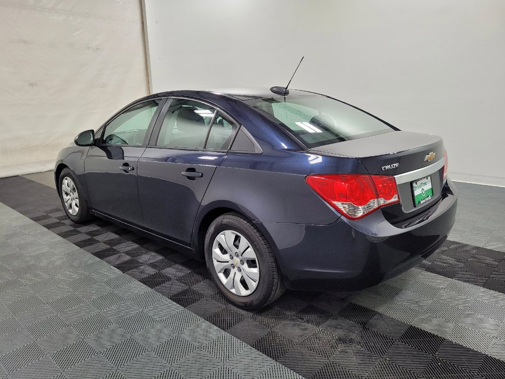 Used 2015 Chevrolet Cruze LS FWD image 3