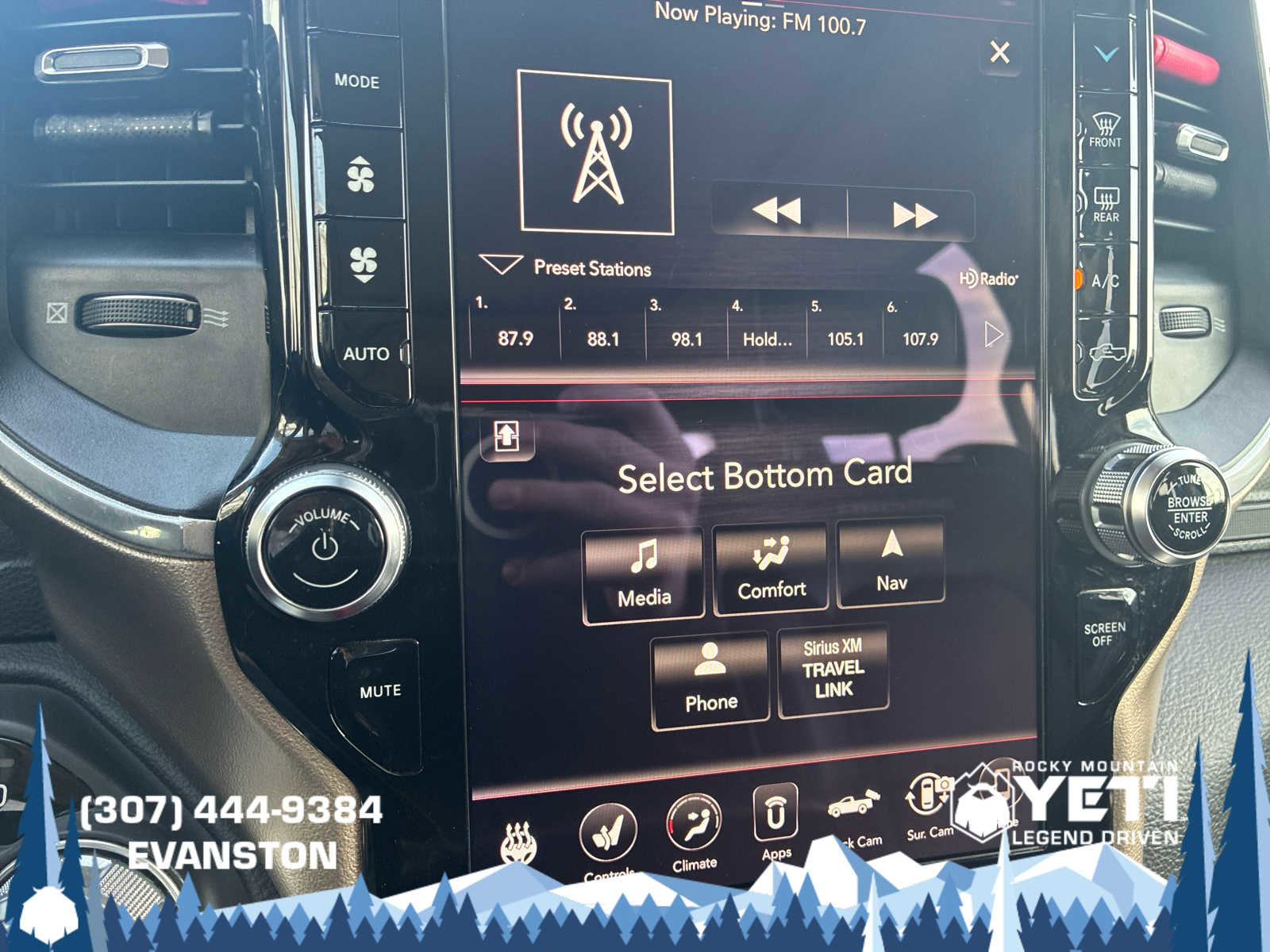 Used 2019 RAM 1500 Laramie image 18