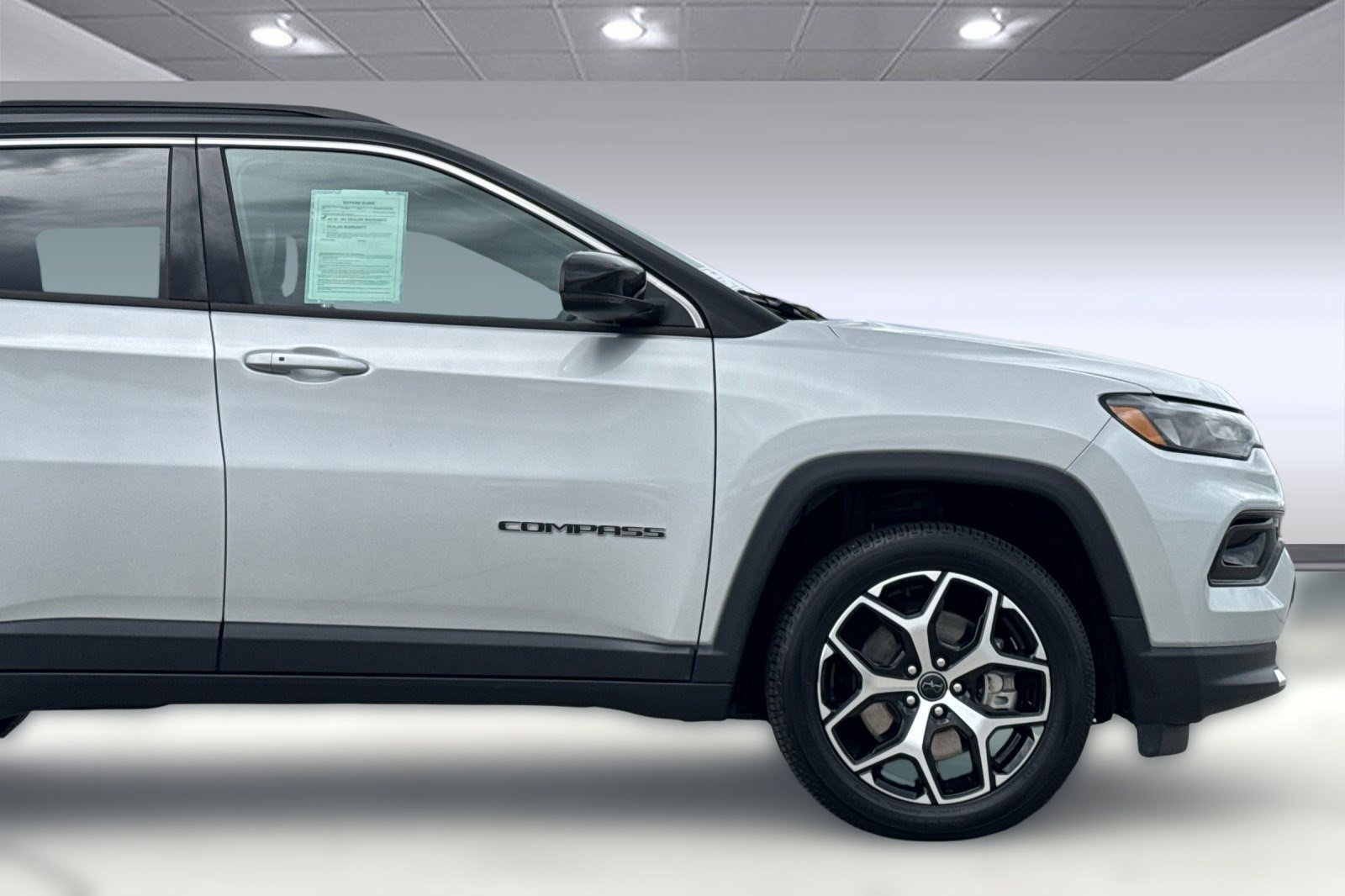 Used 2025 Jeep Compass Limited AWD/4WD image 34