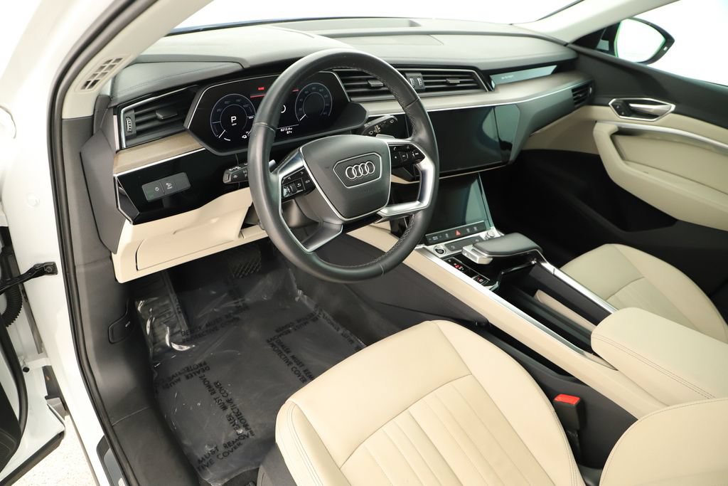 Certified 2024 Audi Q8 e-tron Premium AWD/4WD image 15