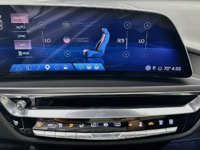 Used 2024 Cadillac Lyriq Tech w/ Driver Assist Package AWD/4WD image 14