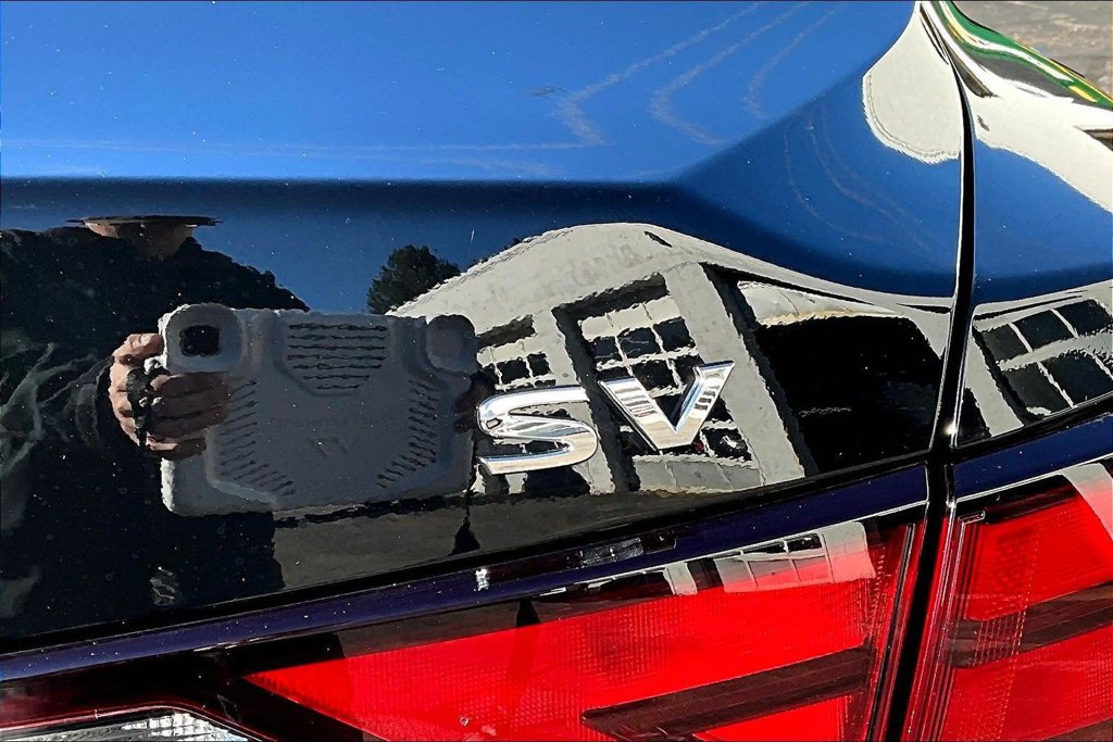 Certified 2023 Nissan Sentra SV FWD image 24